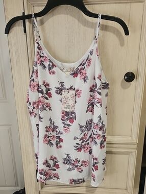 Pink Republic White Floral Spaghetti Strap Camisole